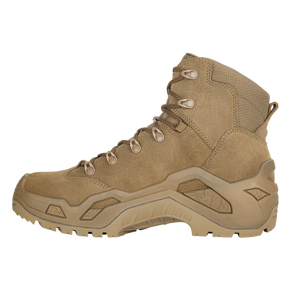 ファッションシーンで話題のこれから流行るブランド12選 Z-6S Boots LOWA – OP COYOTE - C 小物